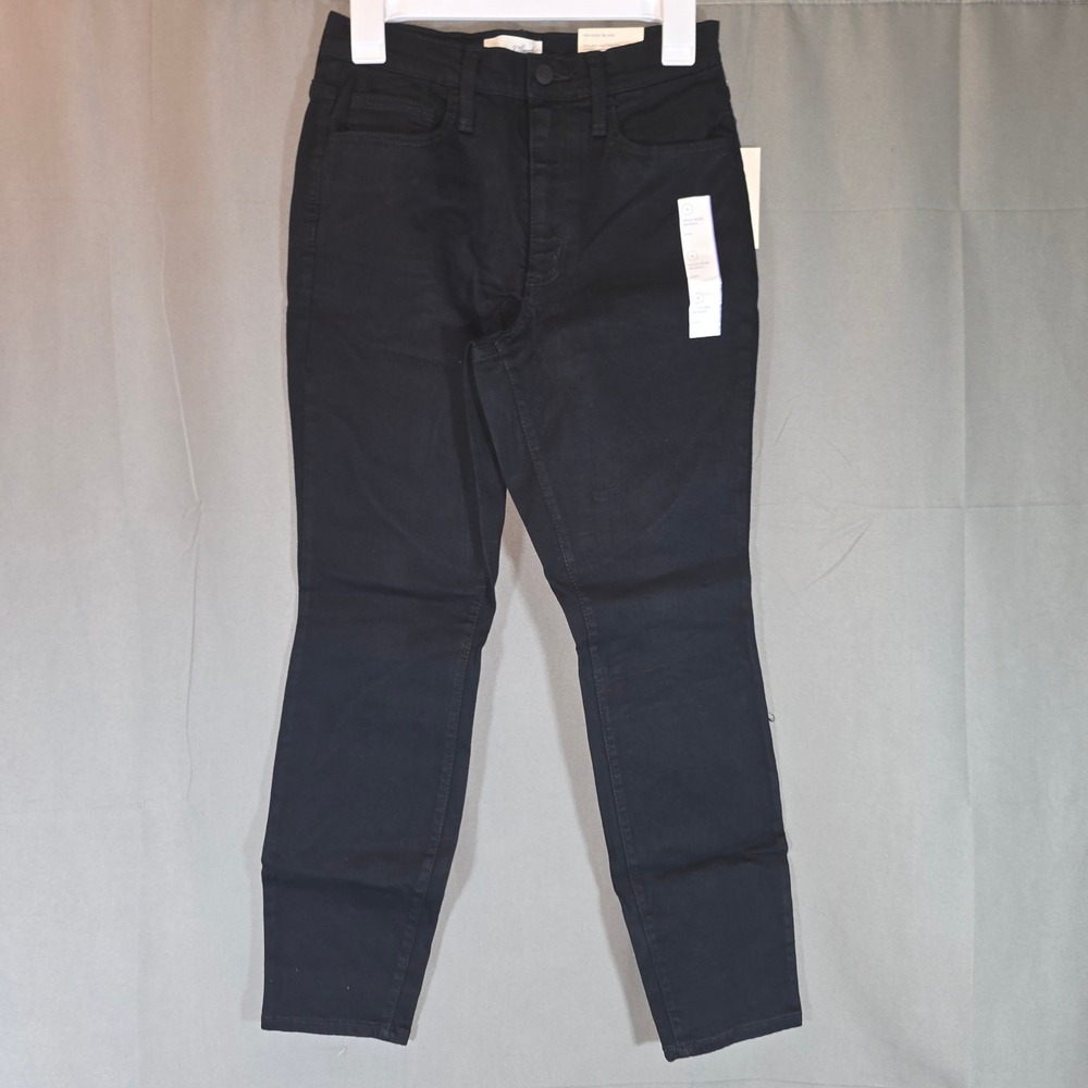 Universal Thread Womens High-Rise Skinny Jeans No-Fade Black 8S Short